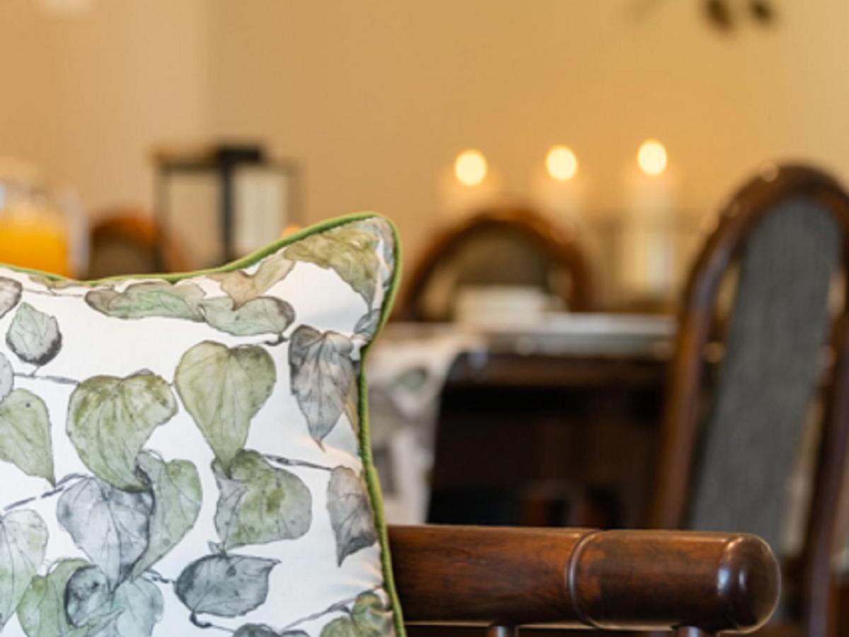 Flying Ostrich Guesthouse & Self-Catering Accommodation Mariental Eksteriør billede