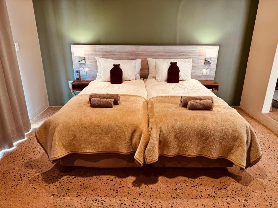 Flying Ostrich Guesthouse & Self-Catering Accommodation Mariental Værelse billede