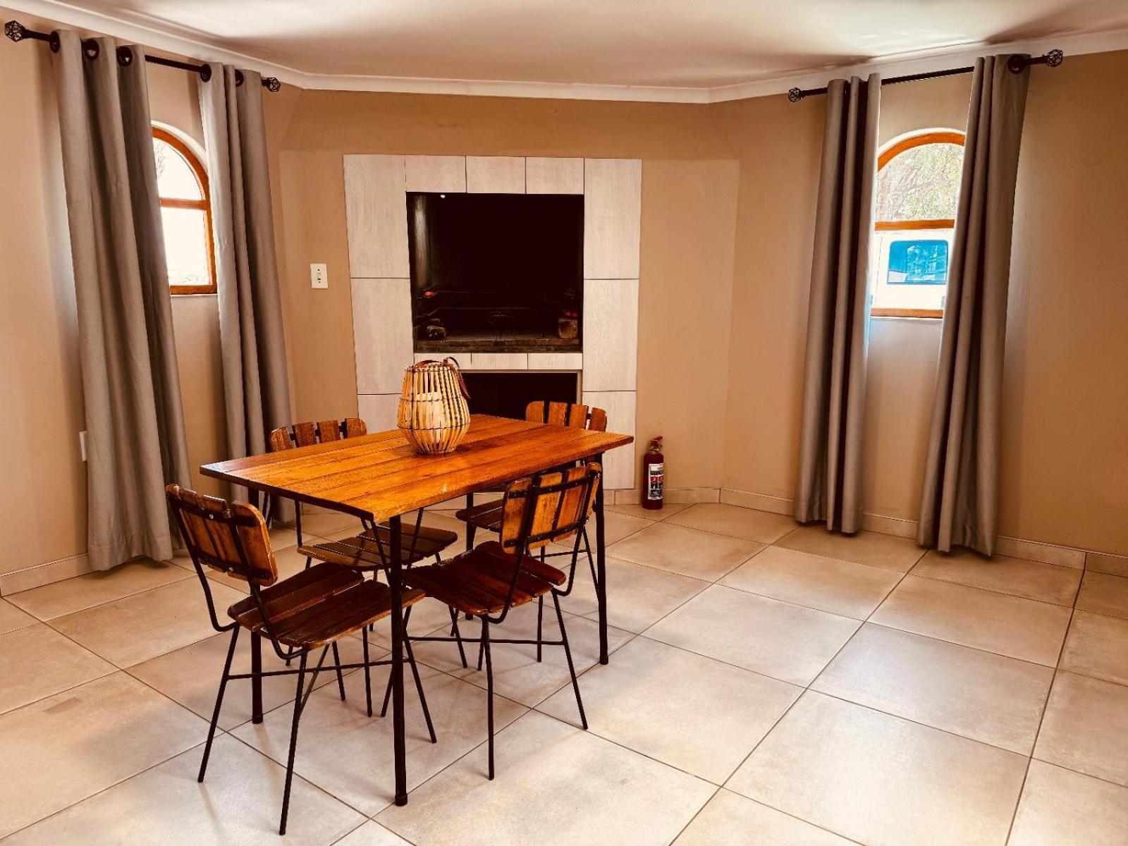 Flying Ostrich Guesthouse & Self-Catering Accommodation Mariental Værelse billede