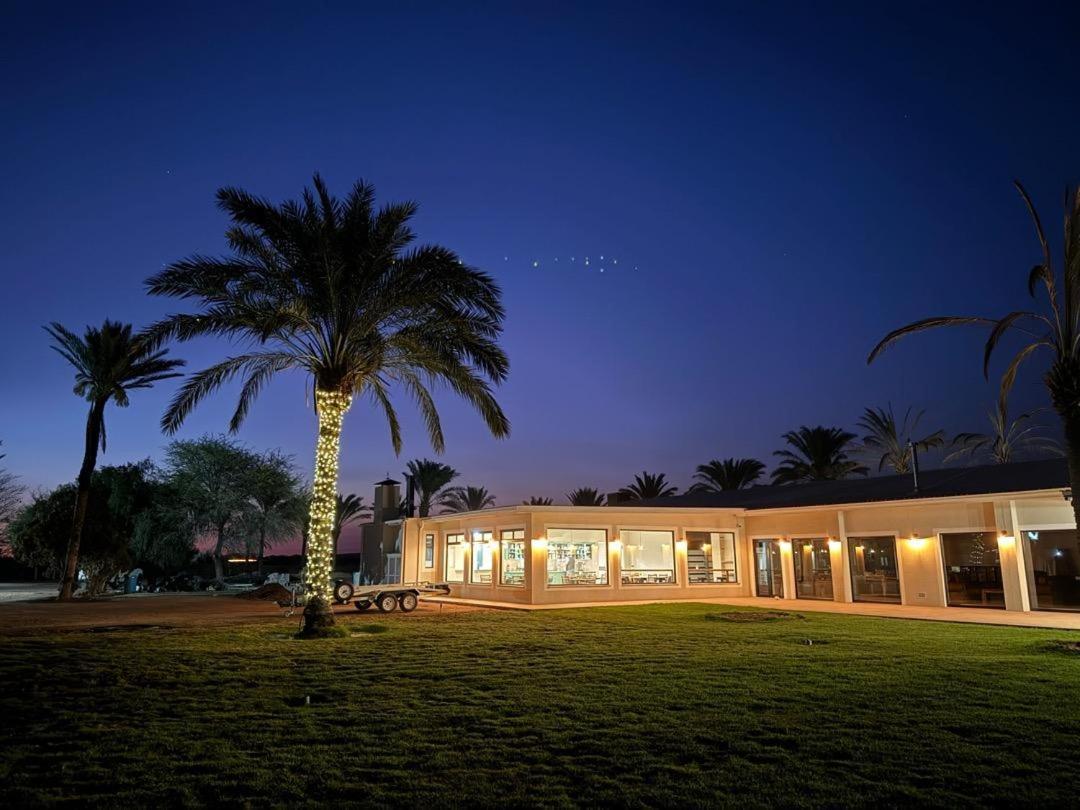 Flying Ostrich Guesthouse & Self-Catering Accommodation Mariental Eksteriør billede